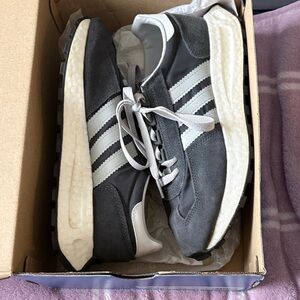 Adidas Charcoal and Cream Retropy E5 size 7.5